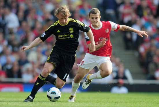 里夫斯状态不佳，半场得到8分，投篮命中率仅为20%