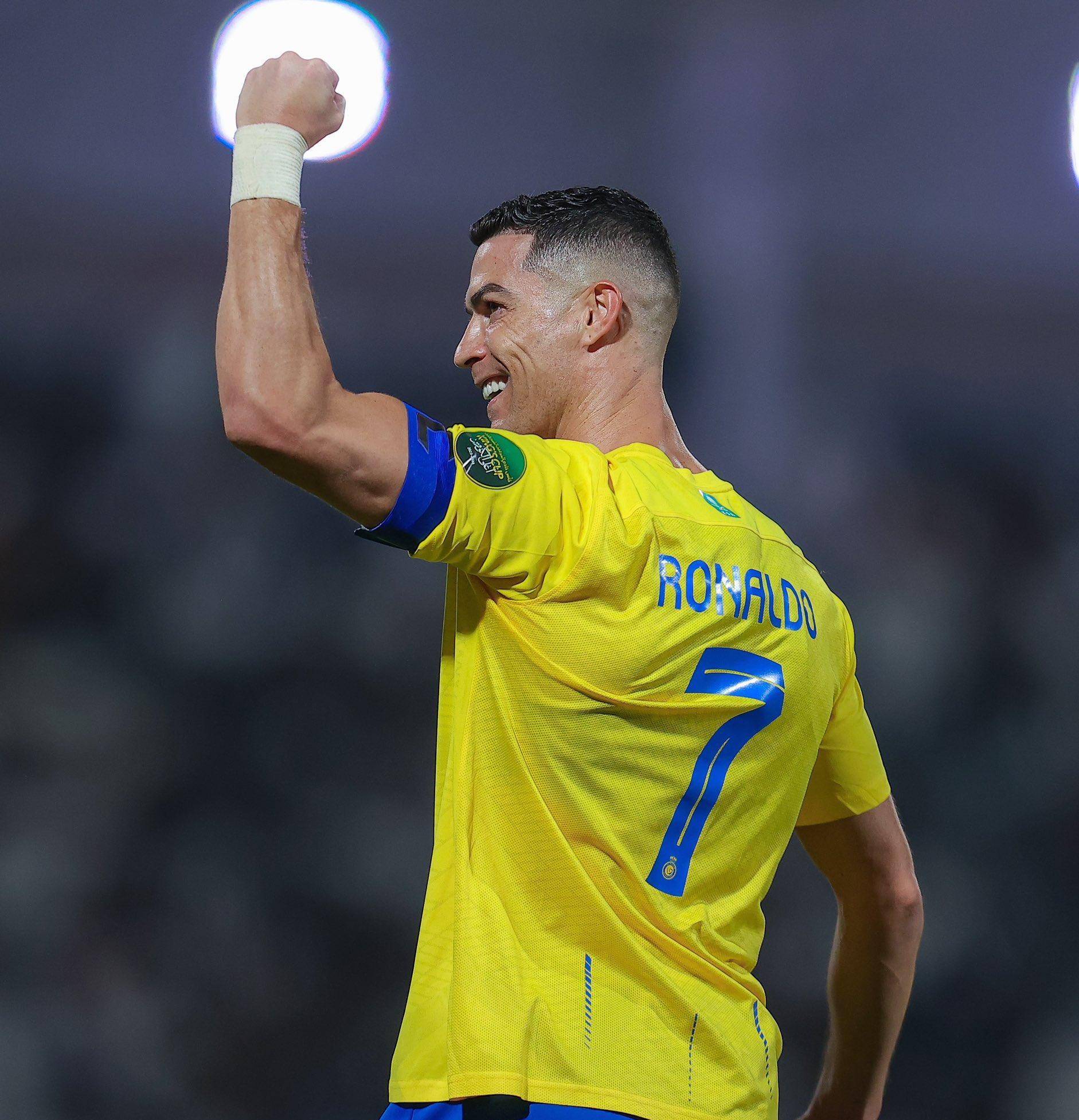 广东101-75江苏2喜1忧！萨姆纳王洪泽打成核心，2将纯废该弃用！