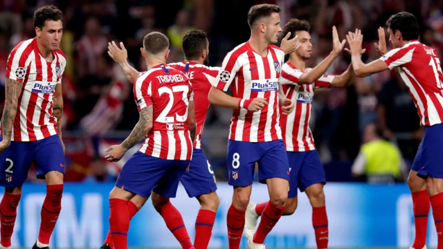 博主：下赛季无缘英博的拉布亚德今日回到基地，将参与训练