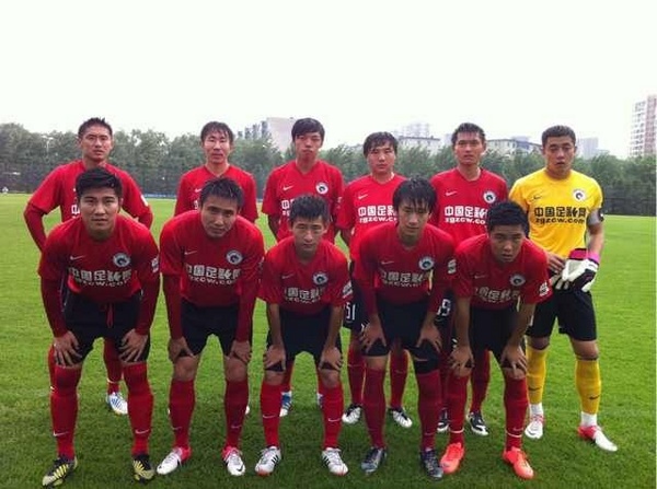 热身赛：大连英博2-1击败青岛西海岸