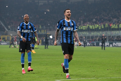 集体开喷萨拉赫：斯洛特称问题在他，卡拉格嘲讽其无国家队成绩