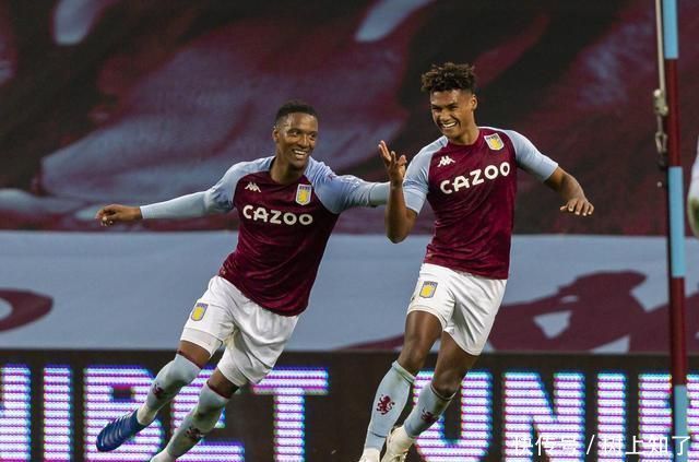 Edgar Lima后半程发力完成夸张动作