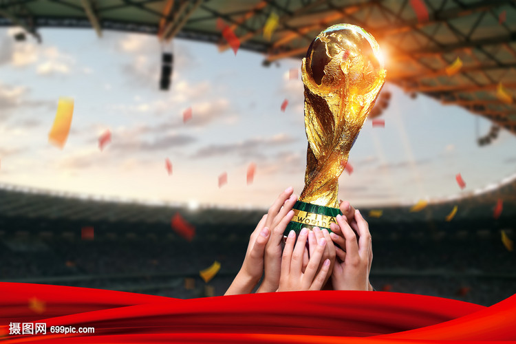 欧文突破两人防守完成得分