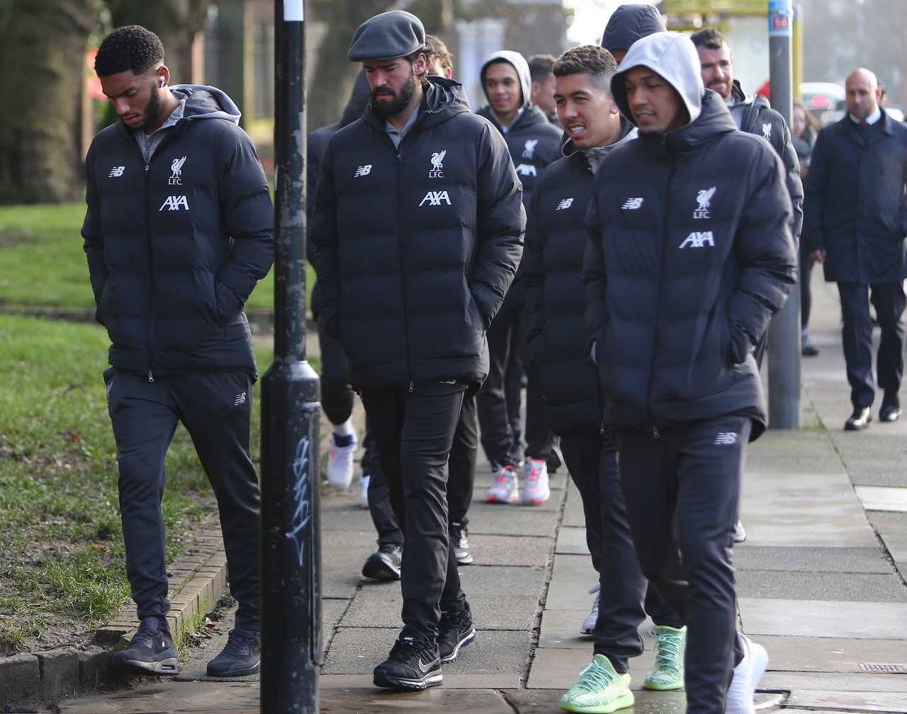 德天空：小腿肌肉受伤的伯卡特至少会缺席12月的比赛