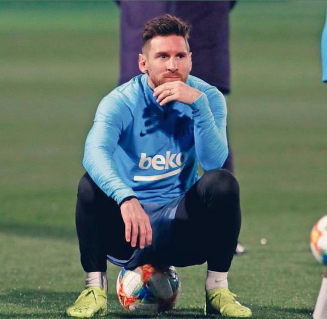 马丁内利：我进球后和马杜埃凯有过交流，我说他的进球更精彩