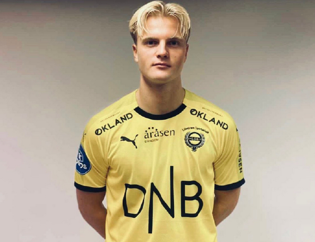 詹姆斯关键助攻锁定胜利